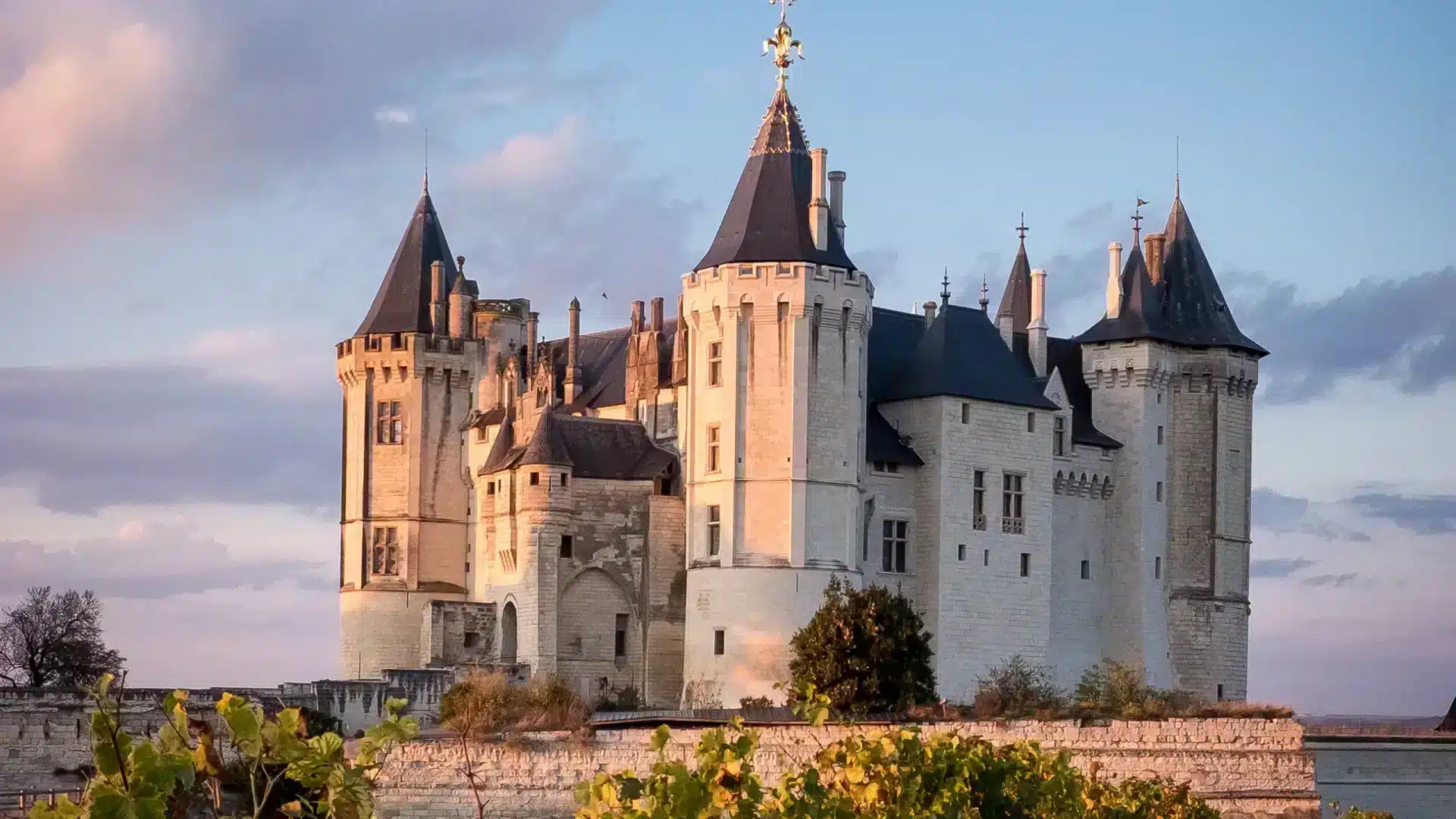 chateau-de-saumur-discover-loire-valley