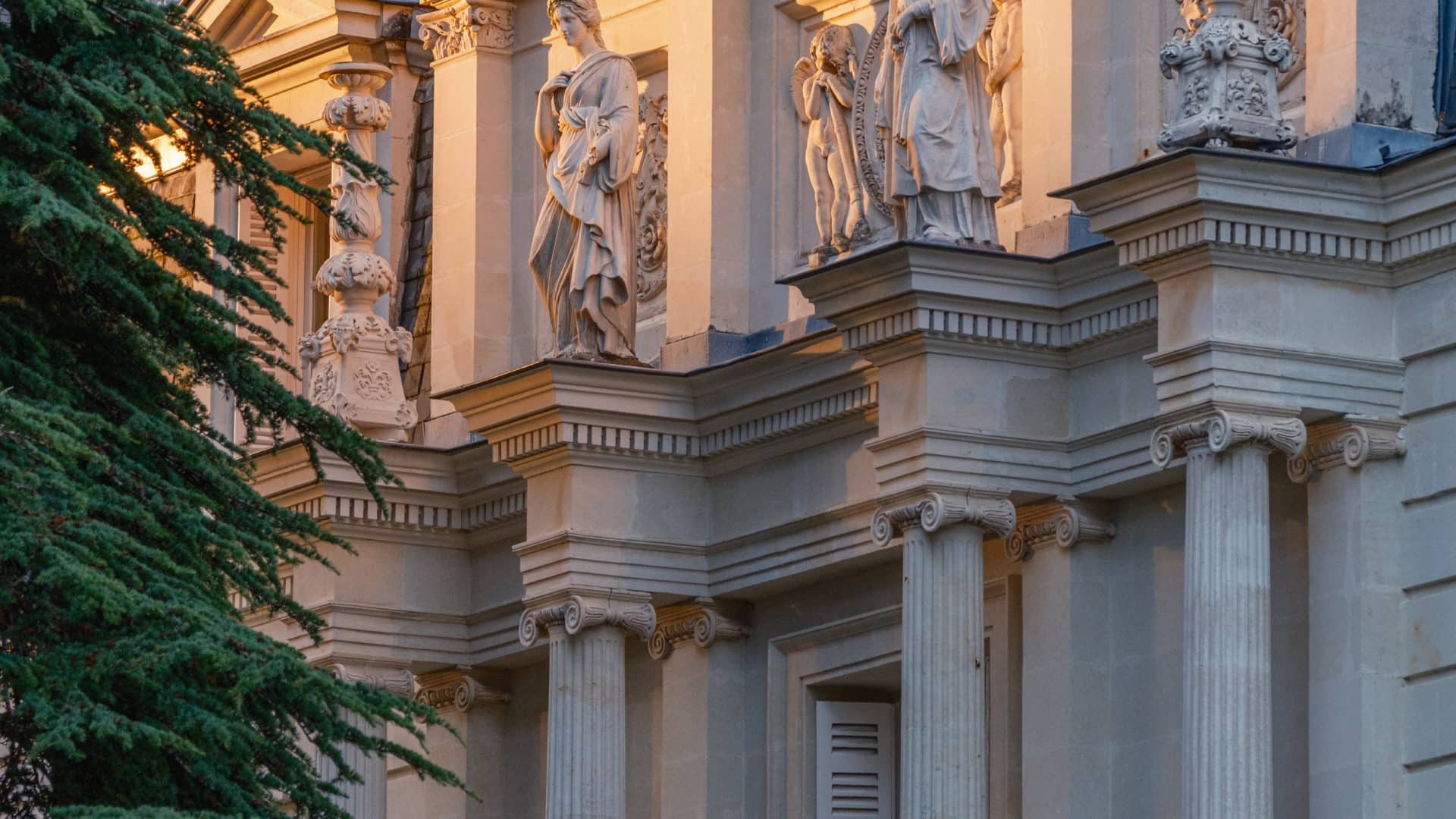 ou-trouver-un-chateau-de-luxe-en-toruaine
