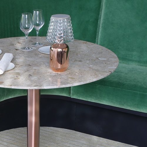 le-vigneron-passe-a-table-au-chateau-de-rochecotte-2025