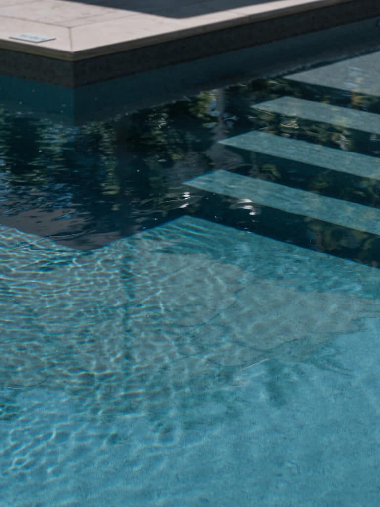hotel-de-luxe-avec-piscine-chauffee-en-region-centre-val-de-loire