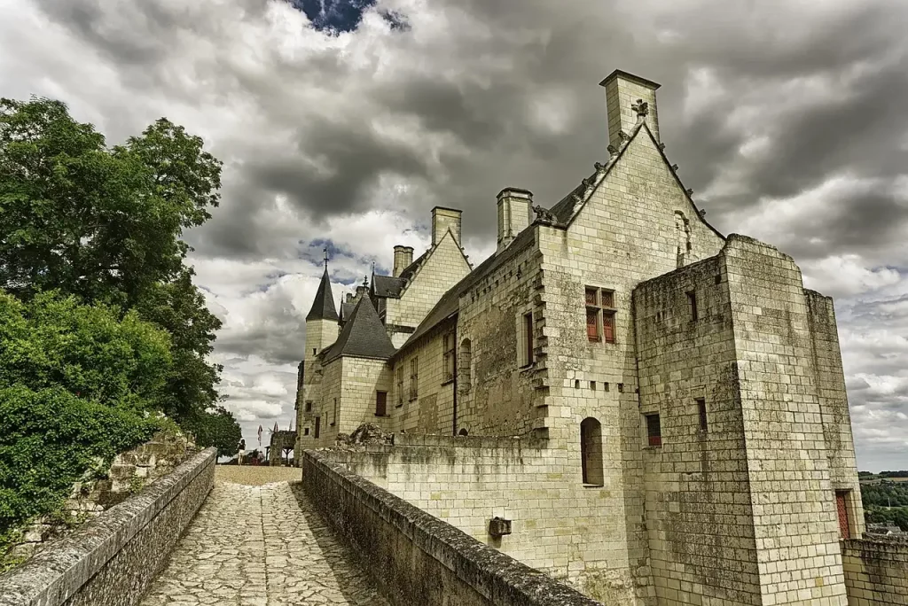 Hôtel proche de la forteresse royale de Chinon en Val de Loire